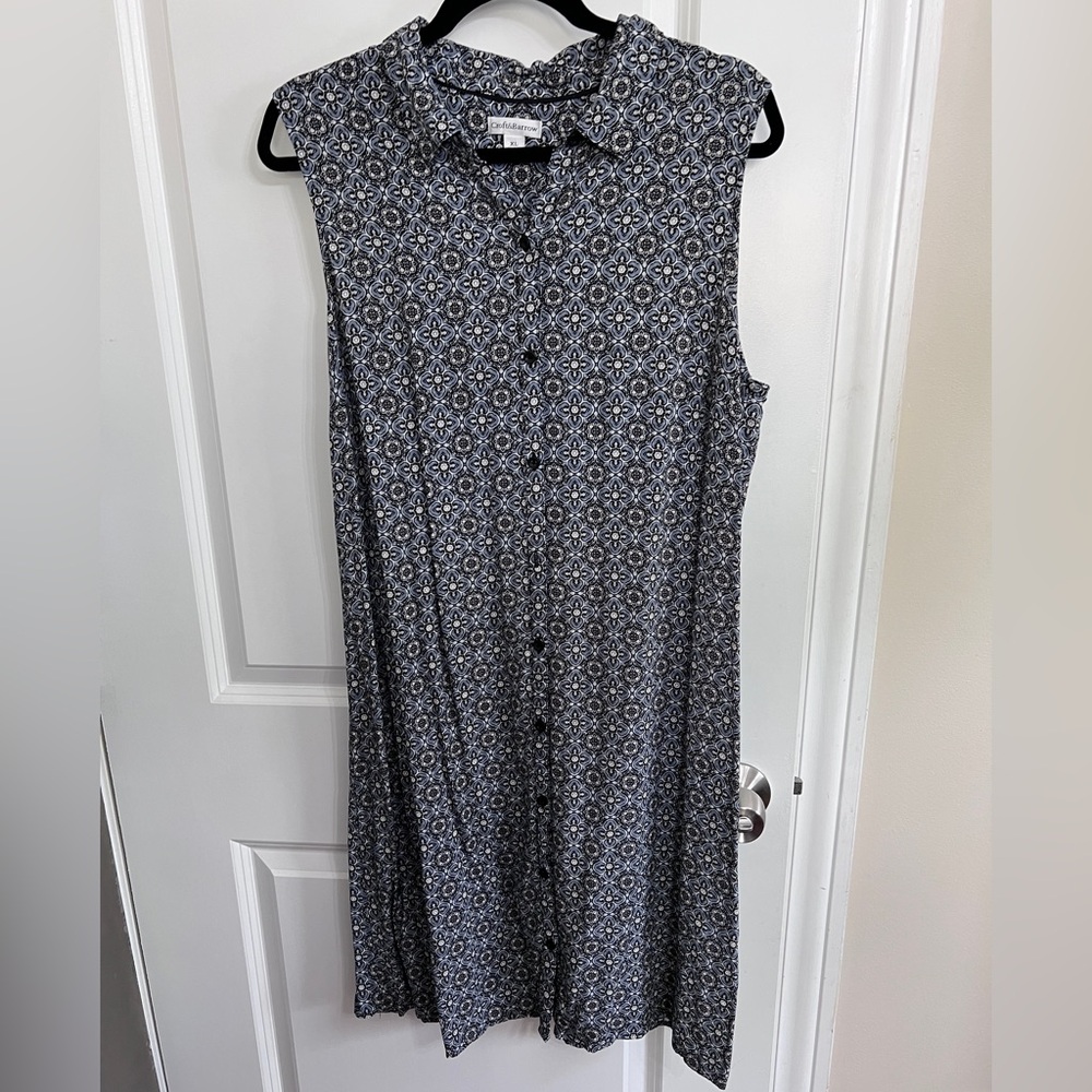 Croft & Barrow Blue and White Sleeveless Midi Button Down Dress - Like New